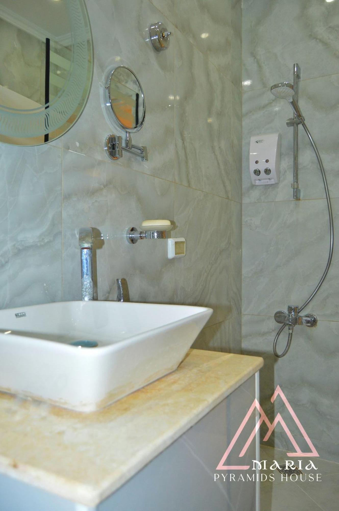 Maria Pyramids House Hotel Kafrat al Jabal Ngoại thất bức ảnh
